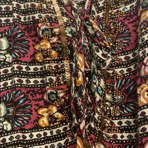 Short floral romper - Picture 2 of 4